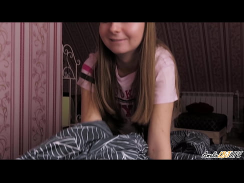 ❤️ Blondie nyedot dheweke bff rumiyin lan nemu cum ing dheweke tutuk Saru keras ing pornojv.tube-sexer.ru ❌️