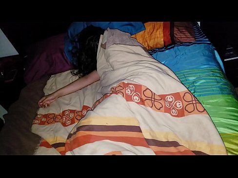 ❤️ Anak tiri berating ibu tiriné enom nalika dheweke turu. Saru keras ing pornojv.tube-sexer.ru ❌️